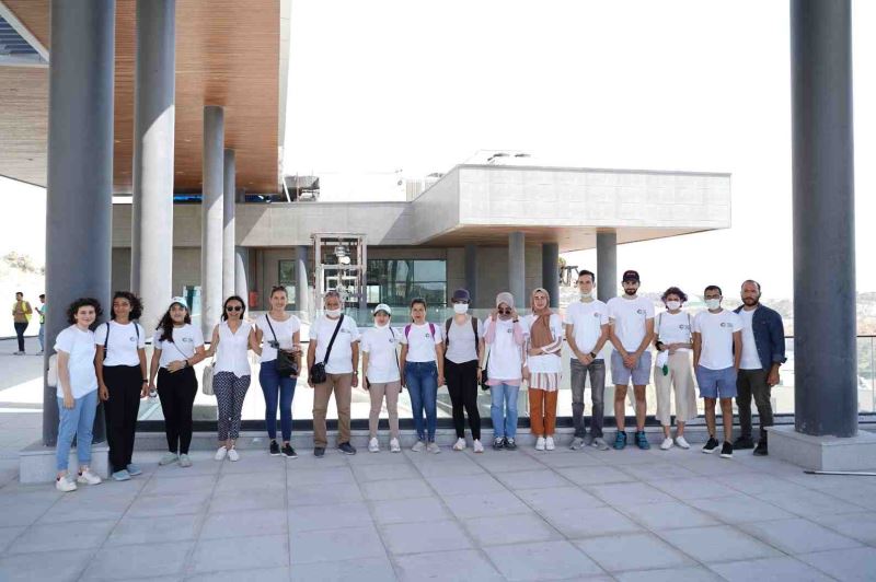 EXPO 2021 HATAY GÖNÜLLÜLERİ ORGANİZASYONUN YAPILACAĞI ALANI GEZDİ