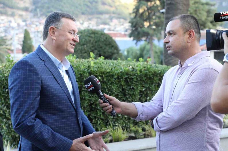 BAŞKAN SAVAŞ BİR TELEVİZYON PROGRAMINDA HATAY’I ANLATTI