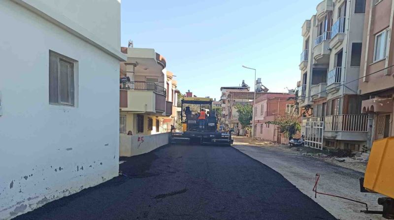 SÜS VE DİBEK SOKAKLARI ASFALTLANIYOR