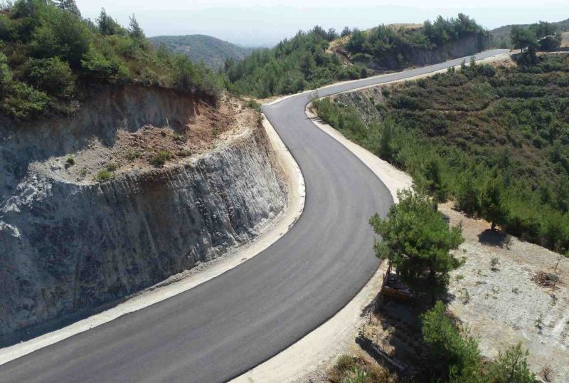HBB’DEN YAYLACIK MAHALLESİ’NE 6 KİLOMETRE BETON ASFALT