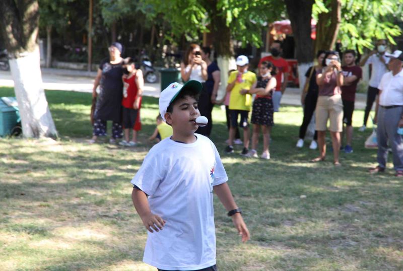 ÇOCUKLAR KAHRAMAN BABALARIYLA ÇOK EĞLENDİ