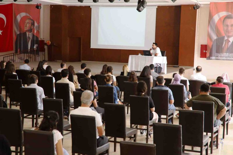 HBB ÖĞRENCİLER İÇİN SINAV KAYGISI VE STRES YÖNETİMİ SEMİNERİ DÜZENLEDİ