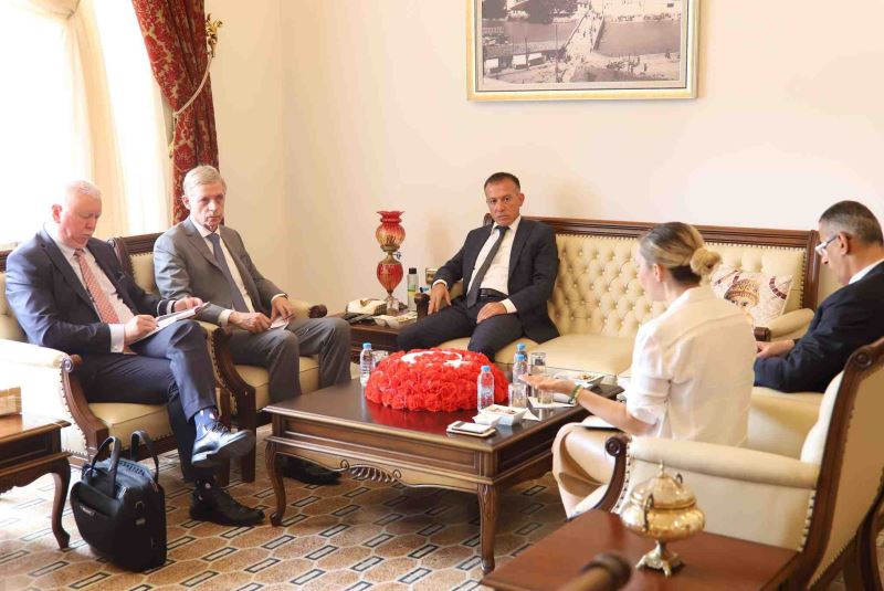 NORVEÇ BÜYÜKELÇİSİNDEN HBB’YE ZİYARET