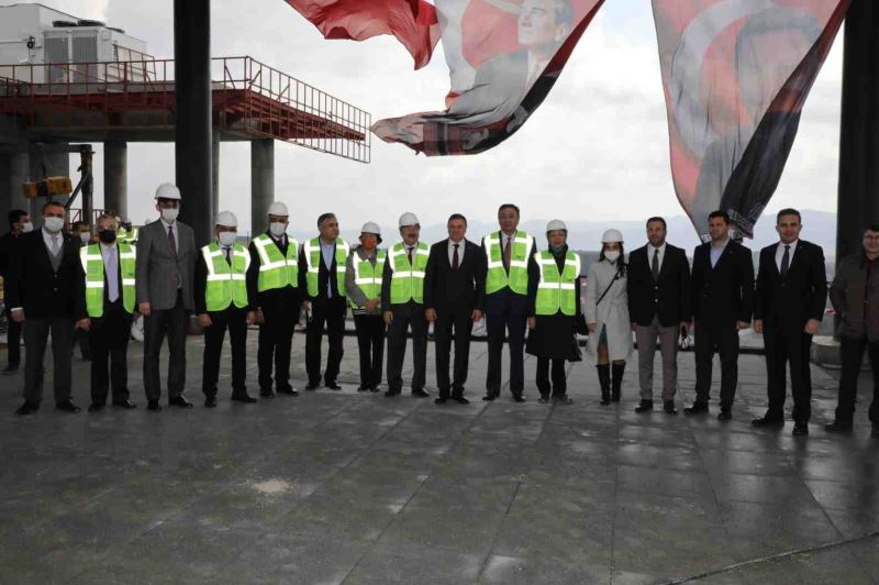 TÜRK DÜNYASI BÜYÜKELÇİLERİ ANTAKYA VE İSKENDERUN’DAKİ EXPO ALANINI İNCELEDİ