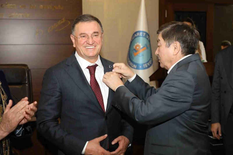 HBB BAŞKANI SAVAŞ ABAY MADALYASI İLE ONURLANDIRILDI