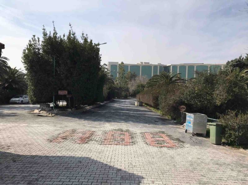 ALAATTİN MAHALLESİ’NDE YOLLAR YENİLENİYOR