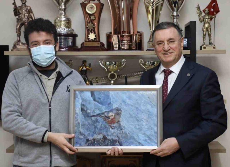 HBB BAŞKANI SAVAŞ TÜRKİYE’NİN KUŞ DEDEKTİFİ İLE BULUŞTU