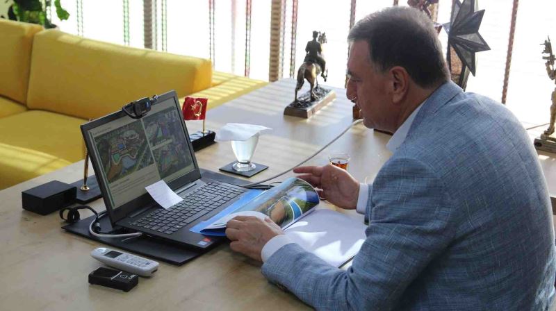 BAŞKAN SAVAŞ, CHP’Lİ 11 BELEDİYE BAŞKANINA EXPO’YU ANLATTI