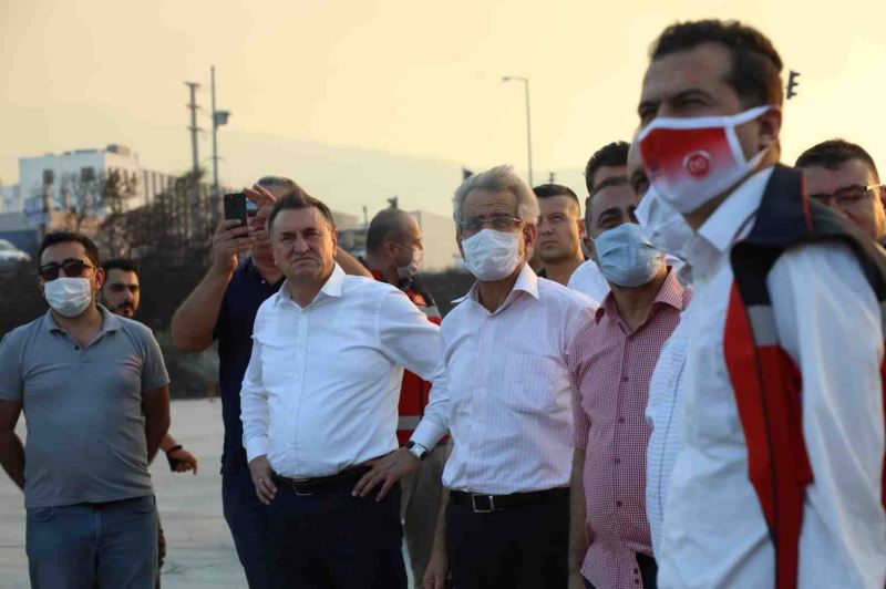 İTFAİYE DAİRE BAŞKANI MAHİR ÇİÇEK HATAY’IN FARKLI NOKTALARINDA ÇIKAN YANGINLARIN KONTOL ALTINA ALINDIĞINA DAİR AÇIKLAMALARDA BULUNDU