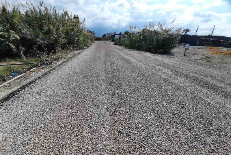 ANTAKYA VE ARSUZ’DA YOL ÇALIŞMALARI DEVAM EDİYOR
