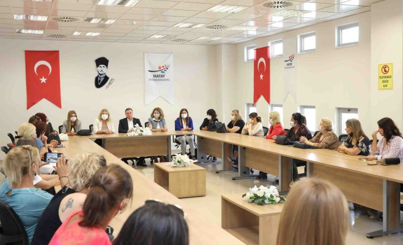 CHP’Lİ YÖNETİCİLERDEN BAŞKAN SAVAŞ’A ZİYARET