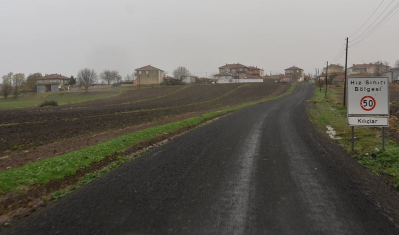 HAYRABOLU İLÇESİ, MAHALLELER ARASI BAĞLANTI YOLLARINDA SATHİ KAPLAMA YOL YAPIM ÇALIŞMALARI TAMAMLANDI