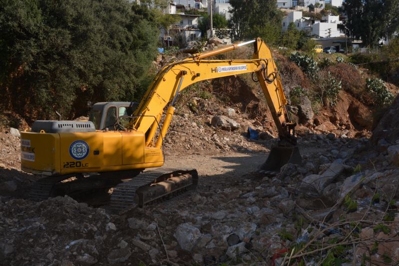 Seydikemer’de 10 bin 300 Metre Dere Temizliği Yapıldı
