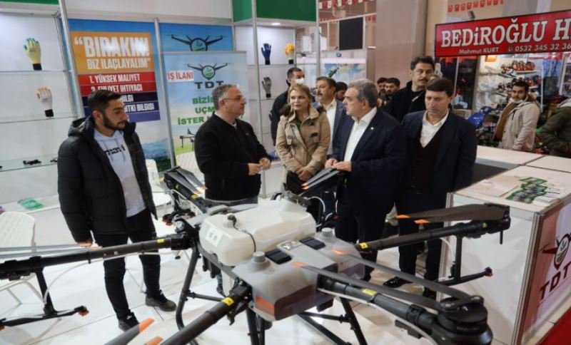 Başkan Beyazgül Tarım Ve Hayvancılık Fuarını Ziyaret Etti