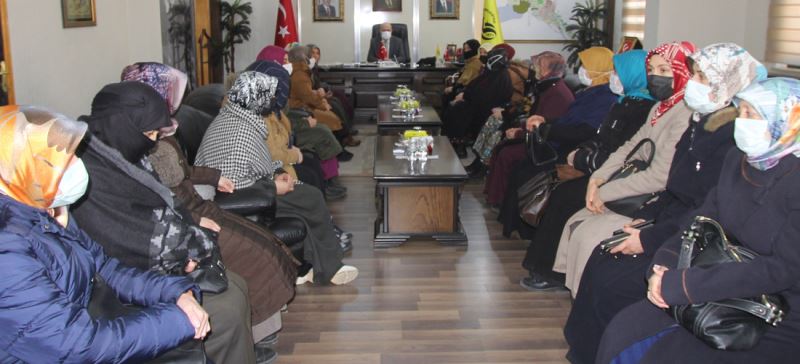 BAYBURTLU BACILAR KOOPERATİFİNDEN BELEDİYE BAŞKANIMIZA TEŞEKKÜR ZİYARETİ