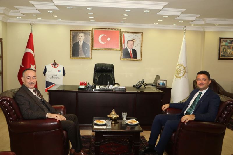VALİMİZ BÜLENT TEKBIYIKOĞLU’NU BELEDİYEMİZDE AĞIRLADIK.