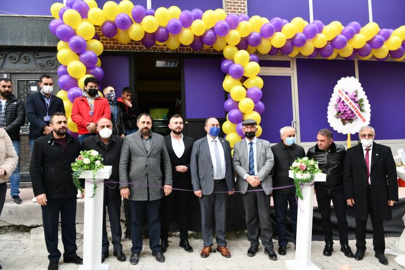 BAŞKAN ELÇİN, GETİR MARKET ARTVİN ŞUBESİNİN AÇILIŞINA KATILDI