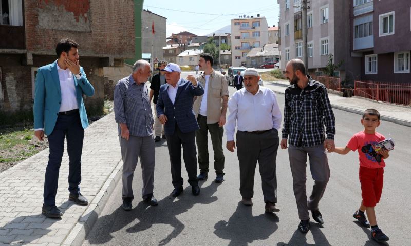 BAŞKAN SEKMEN MAHALLELERDE ÇALIŞMALARI DENETLİYOR