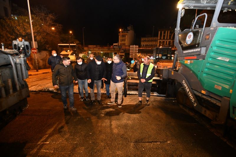 BAŞKAN ZORLUOĞLU GECE MESAİSİNDE