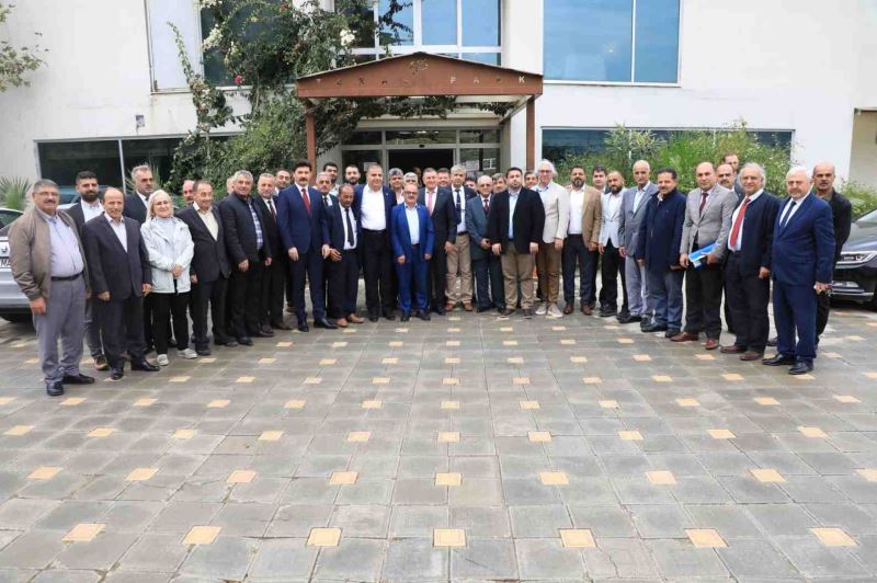 LÜTFÜ SAVAŞ: DEFNE HALKINA MANEVİ BORCUMUZU ÖDEMEK İSTİYORUM