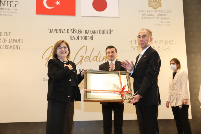 JAPONYA DIŞİŞLERİ BAKANLIĞI’NDAN BAŞKAN ŞAHİN’E ÖDÜL