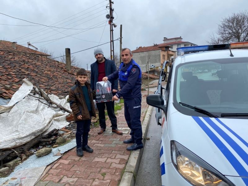 Başkan Demir’den öğrencilere Samsunspor forması