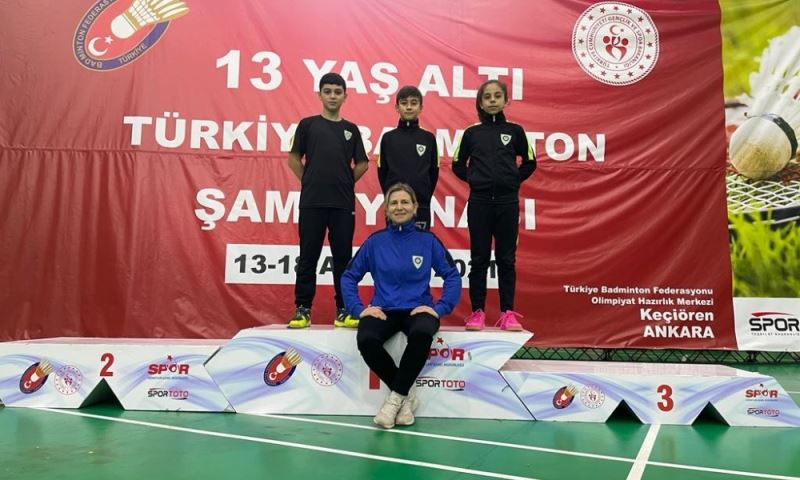 Badmintoncularımız, Karışık Çiftlerde Türkiye Üçüncüsü