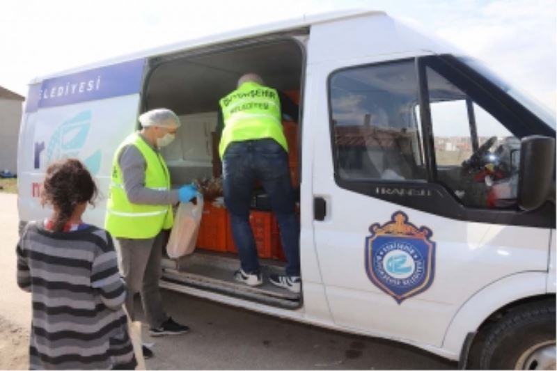 İHTİYAÇ SAHİBİ VATANDAŞLAR İÇİN DAYANIŞMA RUHUYLA HİZMET
