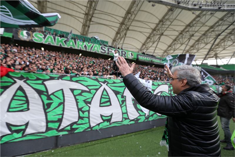 Sakaryaspor bu yıl şampiyon olacak