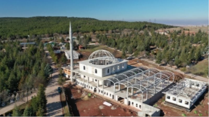 BÜYÜKŞEHİR ASRİ MEZARLIKTA CAMİ YAPIMINA DEVAM EDİYOR