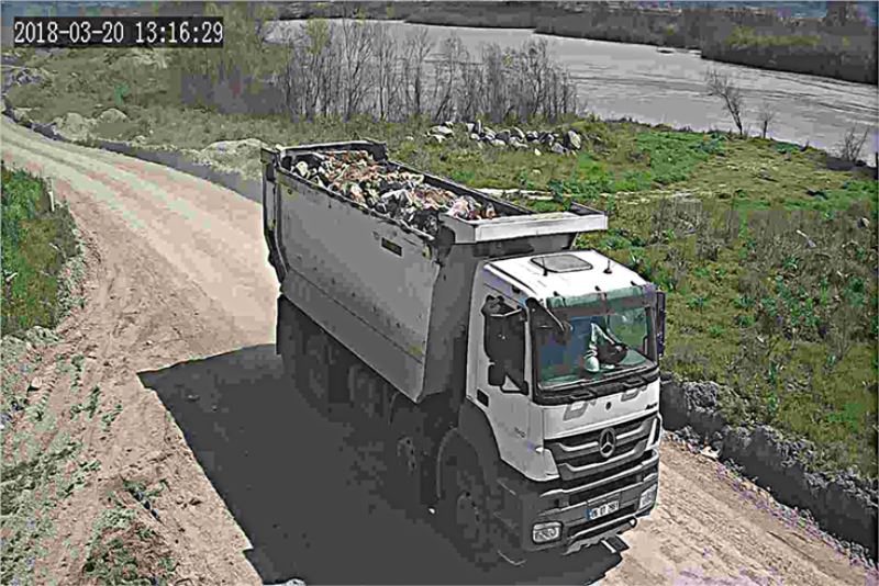 Büyükşehir doğaya zarar verenleri GPS ve fotokapanla tespit etti