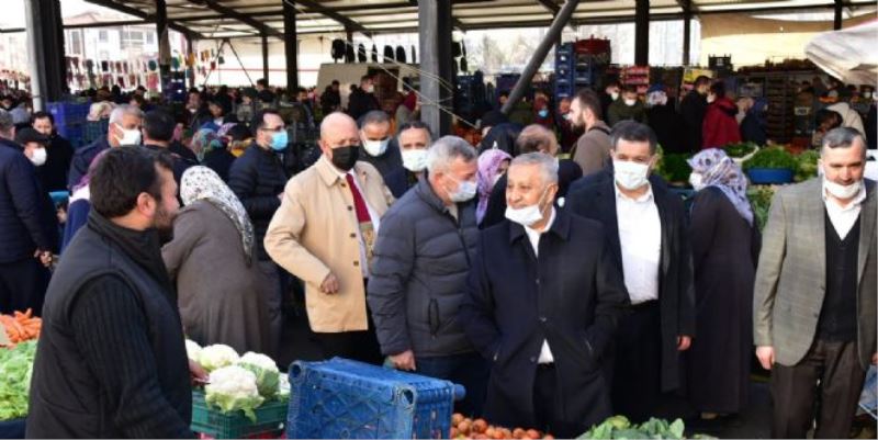 TALEPLERİ DİNLİYOR SORUNLARI YERİNDE GÖRÜYORUZ