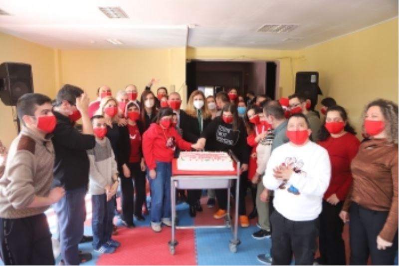BÜYÜKŞEHİRDE YENİ YIL KUTLAMALARI DEVAM EDİYOR