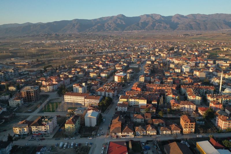 Ödüllü Doktorun Adı Caddeye Verildi.