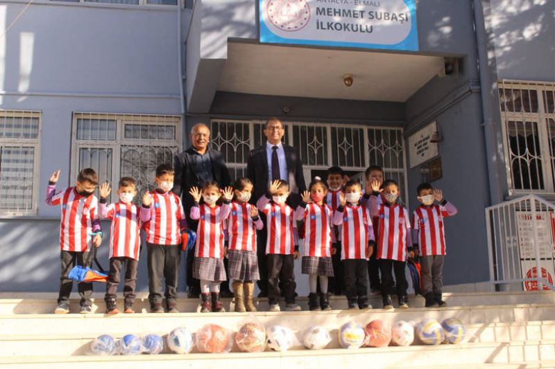 Başkan Böcek’ten Seçkin Öğretmen’in çağrısına destek