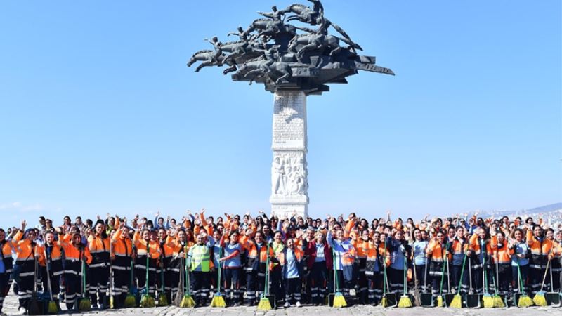 “İzmir’e toz kondurmuyoruz”