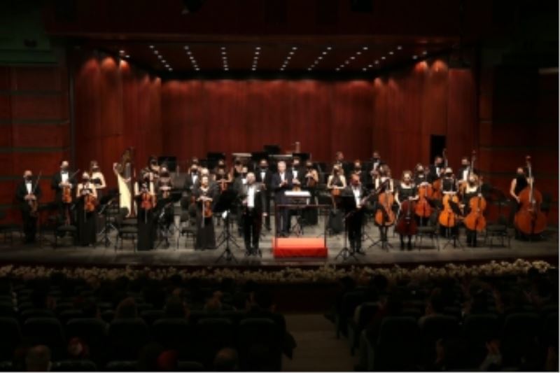 SENFONİ ORKESTRASININ ÜFLEMELİ ÇALGILARLA MUHTEŞEM UYUMU