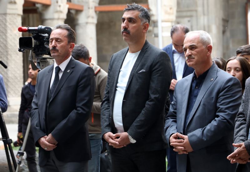 BÜYÜKŞEHİR’DEN “HÜSN-İ HAT” SERGİSİ