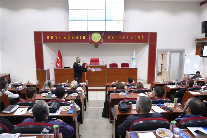 Büyükşehir kadrosunu yeni sisteme hazırlıyor
