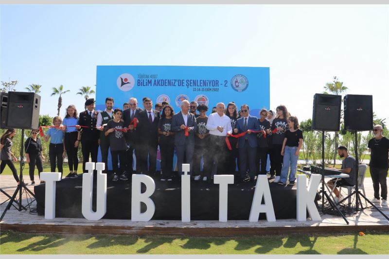 BİLİM YİNE AKDENİZ’DE ŞENLENİYOR