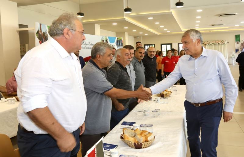Başkan Zeydan Karalar Sarıçam Ve Ceyhan’da Muhtarlarla Buluştu
