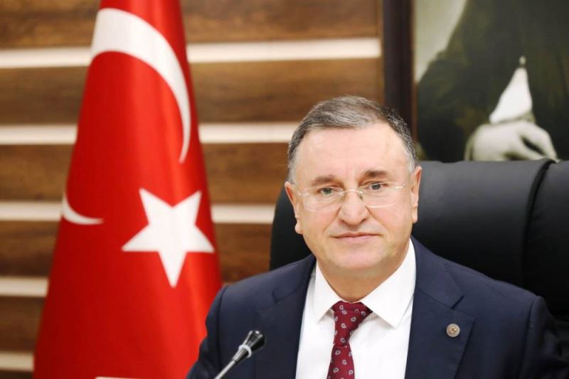 LÜTFÜ SAVAŞ: BİR AN ÖNCE BARIŞI İSTİYORUZ