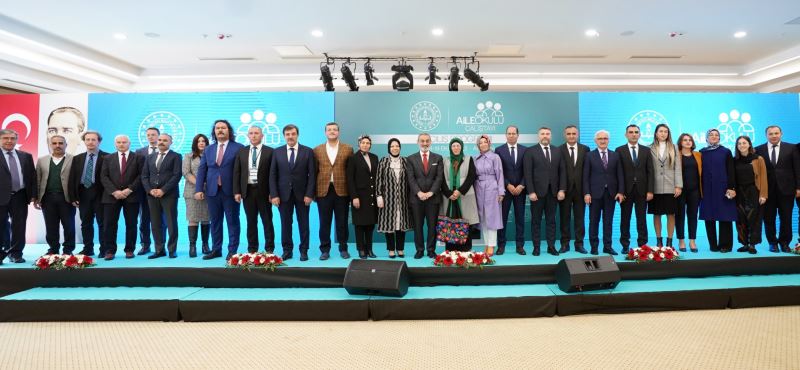 AİLE OKULU PROJESİ ÇALIŞTAYI ANKARA