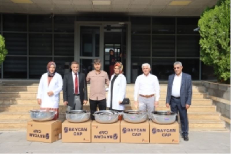 İtalyanların dünyaca ünlü mozzarella peynirini üretecek Diyarbakırlı kadınlara malzeme desteği