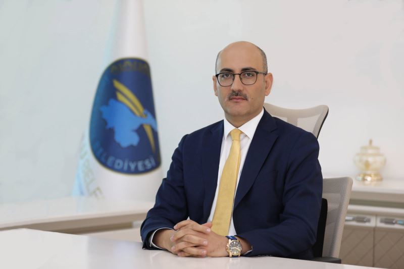 İPEKYOLU KAYMAKAMI VE BELEDİYE BAŞKAN VEKİLİ SAYIN İHSAN EMRE AYDIN’IN VAN DEPREMİNİN 11. YILDÖNÜMÜNDE YAYINLADIĞI MESAJ: