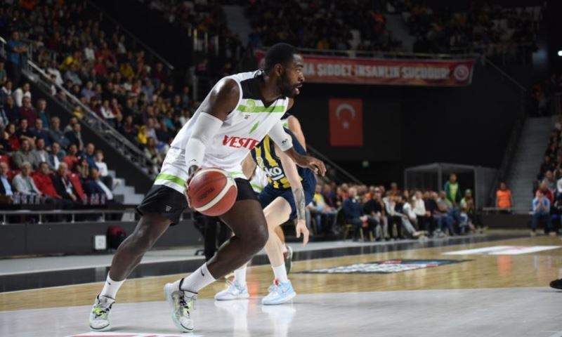 Manisa BBSK, Evinde Fenerbahçe Beko’ya Mağlup Oldu