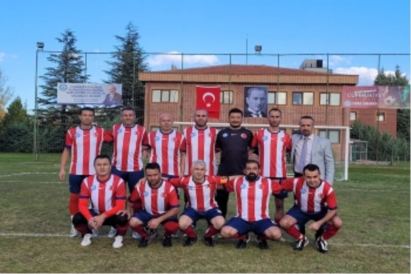 CUMHURİYET KUPASINDA YARI FİNALİSTLER BELLİ OLDU