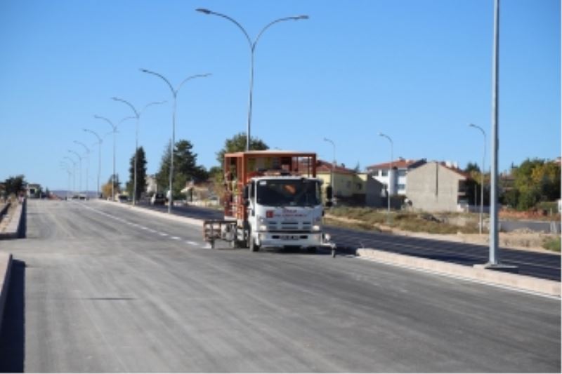 SÖĞÜTÖNÜ-KESKİN YOLUNDA ŞERİT VE ÇİZGİ BOYAMA ÇALIŞMASI