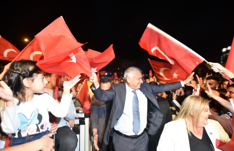 Başkan Zeydan Karalar, “Cumhuriyeti Sonsuza Kadar Yaşatacağız.”