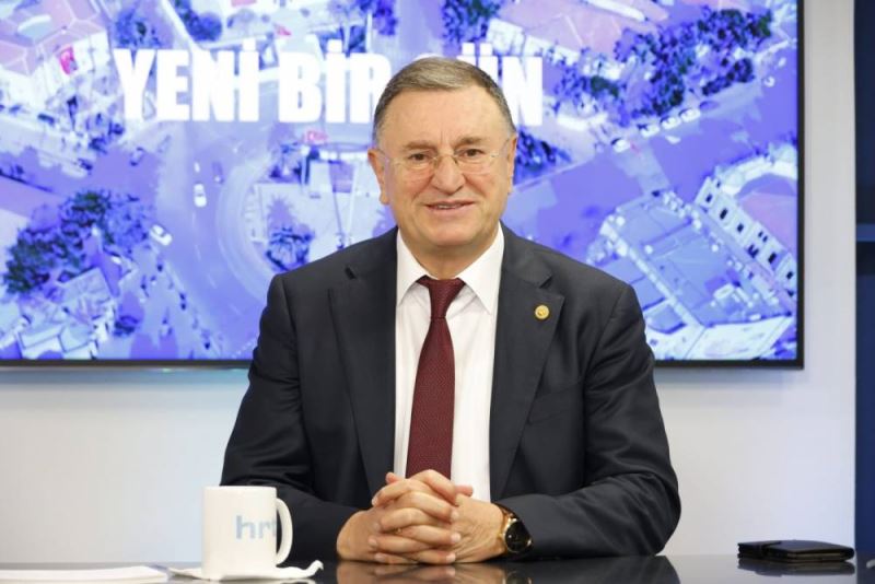 LÜTFÜ SAVAŞ: İKTİDARIN ELLERİNDEN GİDECEĞİNDEN KORKUYORLAR
